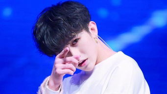 為什么95后男生更愛(ài)化妝了